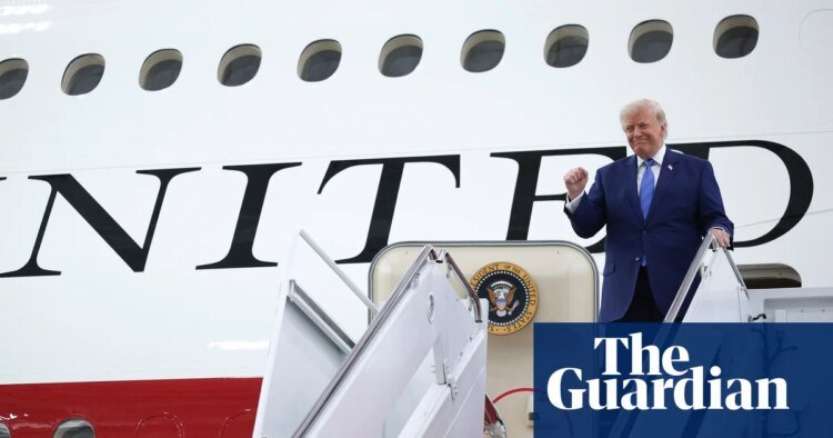 Trump unveils new Air Force One, a converted Qatari 747 | Donald Trump