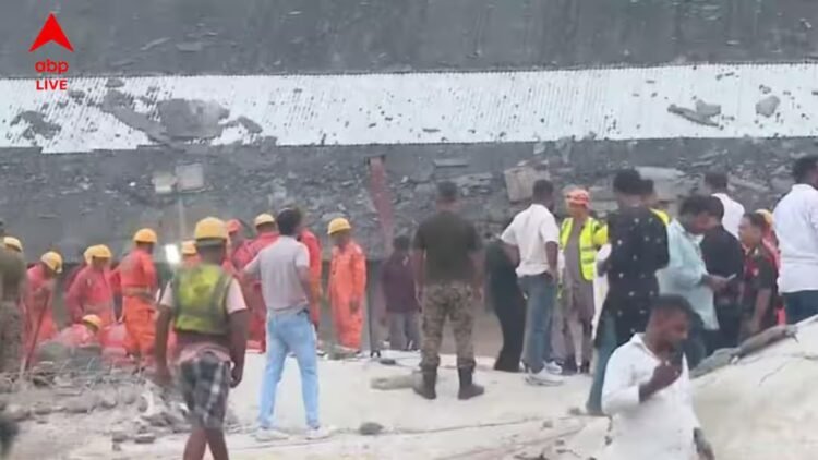 Taratala News: Taratala disaster, day light is gradually decreasing, additional lighting arrangements have been made to carry out the rescue work at night.