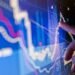 Al-Riyadh newspaper | US stock indices closed trading higher