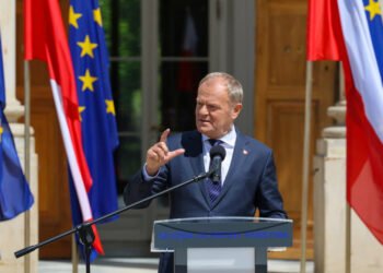 Tusk warns Navrotsky that he “does not allow himself to be dragged into a cage” during his visit to the USA