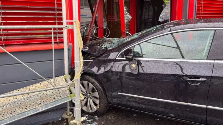 Learner driver in Unterentfelden AG causes total loss – father sits next to her