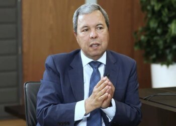Zaghnoun: public companies must aim for the “well-being of citizens”
