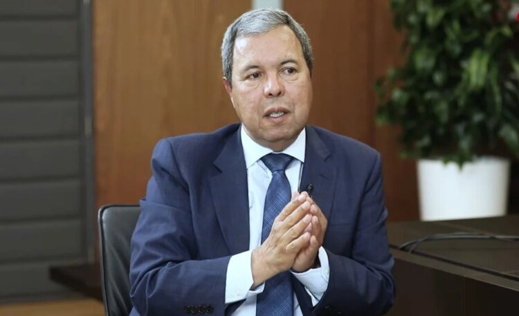 Zaghnoun: public companies must aim for the “well-being of citizens”