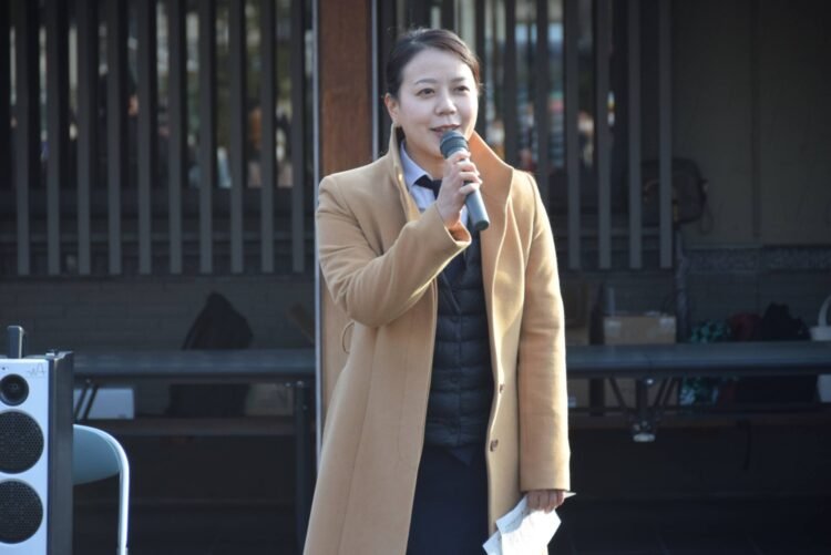 Meet the Japanese mayor seeking to normalize maternity leave in public office