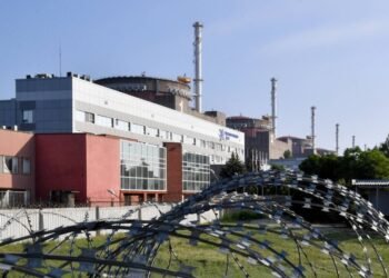 Ukraine hits pipeline, refinery and fuel depot in overnight strikes on Russia