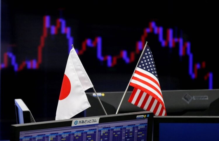 Yen lingers above ¥160 to the dollar ahead of BOJ meeting