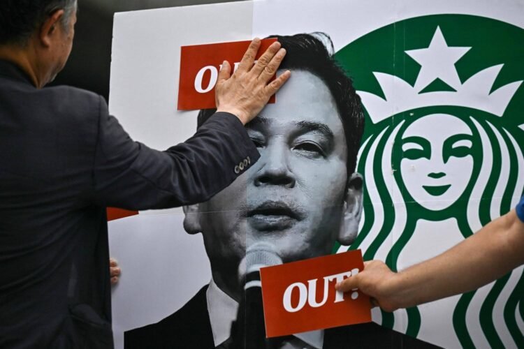 Starbucks in South Korea to close all stores early for history training