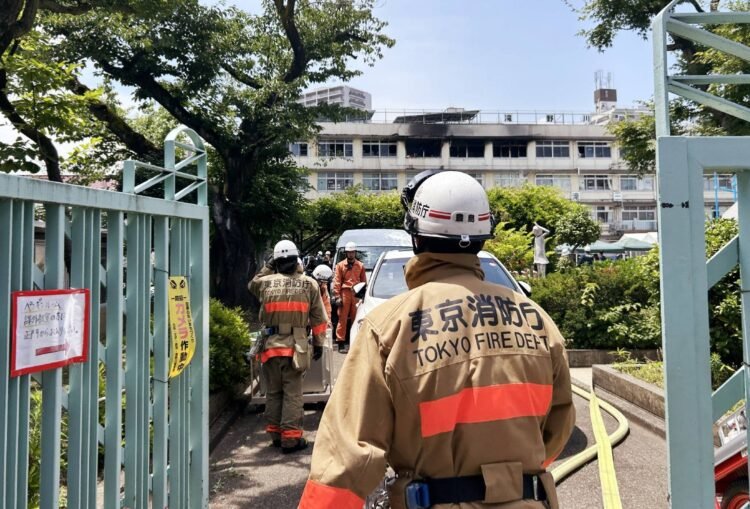 Eleven people taken to hospital following fire at Tokyo elementary school