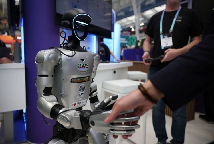 Robots pour cocktails and run marathons, but still can’t multitask