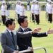 Koizumi holds rare talks in Seoul with South Korean defense chief
