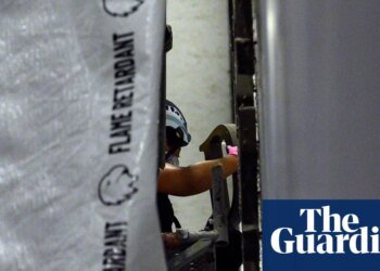 Workers remove Trump’s name from Kennedy Center after court rulings | Washington DC