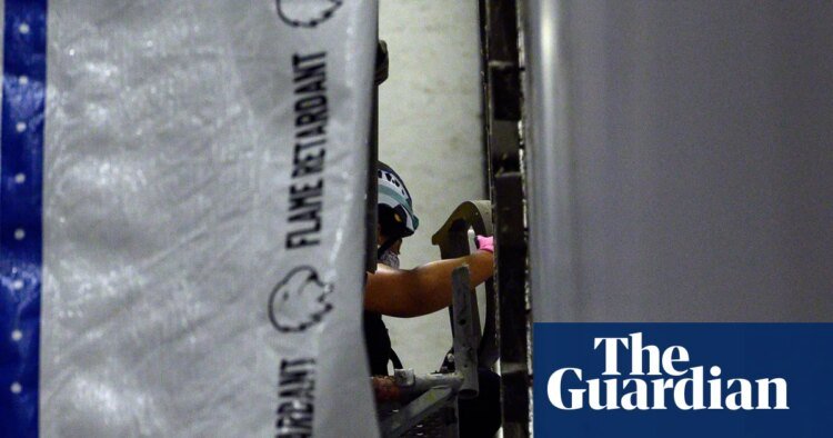 Workers remove Trump’s name from Kennedy Center after court rulings | Washington DC