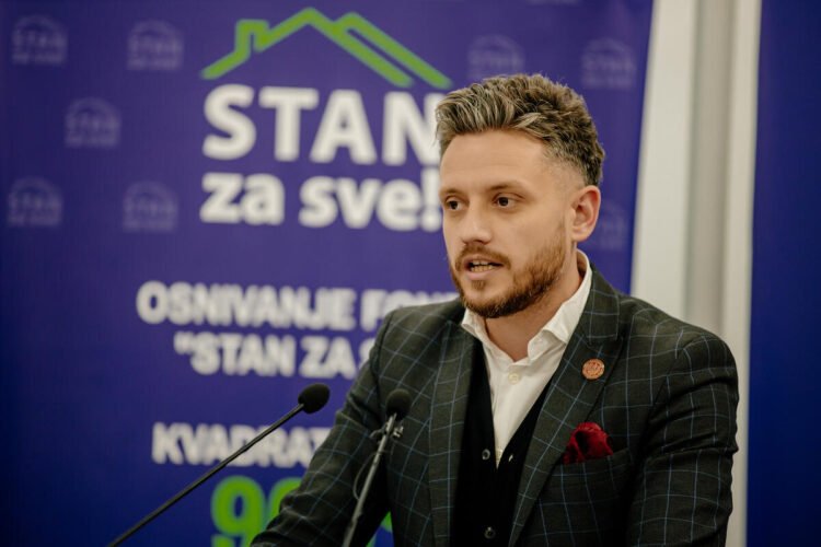 Radovanić: Mujović admitted that the idea “Stan za sve” is better and more realistic than the Velje brdo project