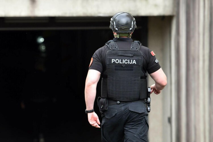 Large action by the police and SDT in Kotor and Tivat: Targeting facilities used by Zvicer and his associates