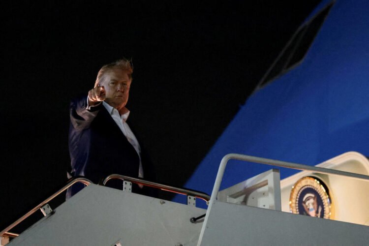 Trump arrives among the leaders he has already angered