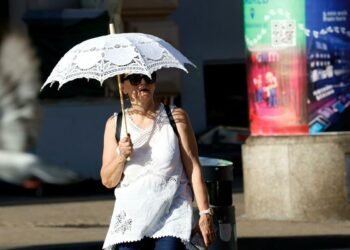 Heat stroke and exhaustion: How to help