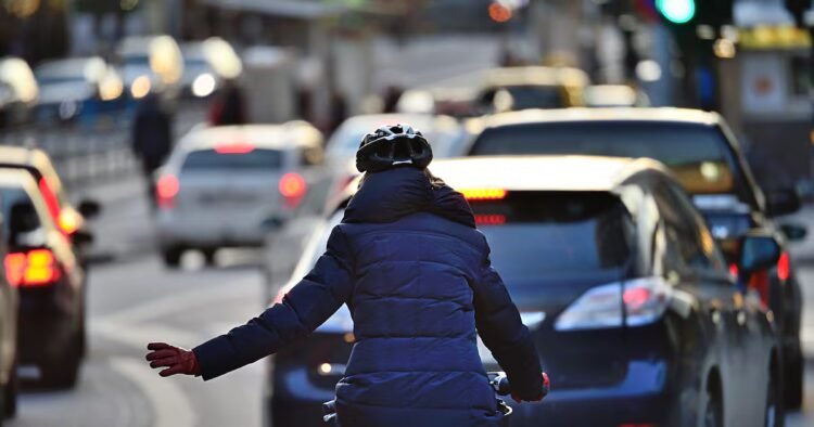 How aggressive drivers are deterring Irish women from cycling – The Irish Times