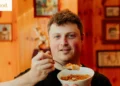 The Golden Spurtle on Netflix: Ben Pobjie review