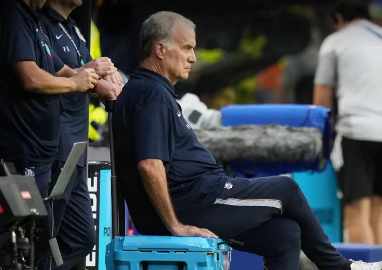 Especially Bielsa with interesting views on refreshment breaks