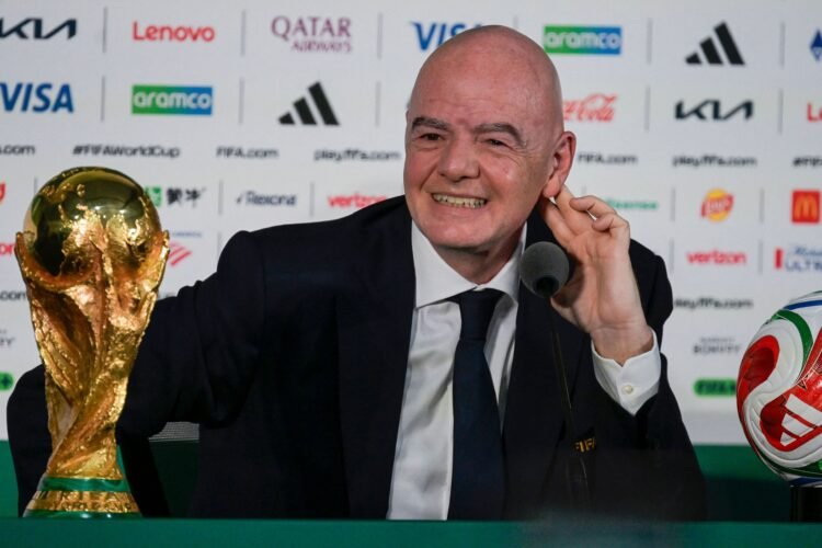Al-Riyadh newspaper | Infantino joked: Even if the World Cup is expanded… Italy will not qualify