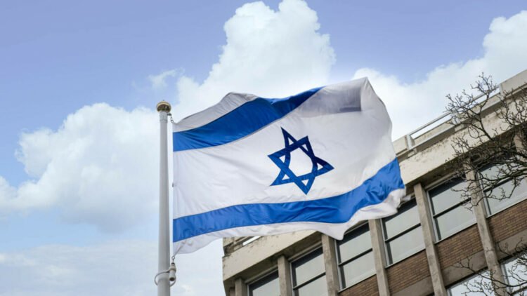 Israel and Iran exchanged missile strikes. Roitman: “The situation remains tense”
