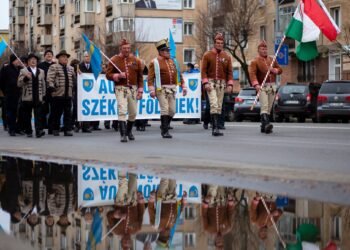 Most Romanians See Relations with the Hungarian Community as Cooperative