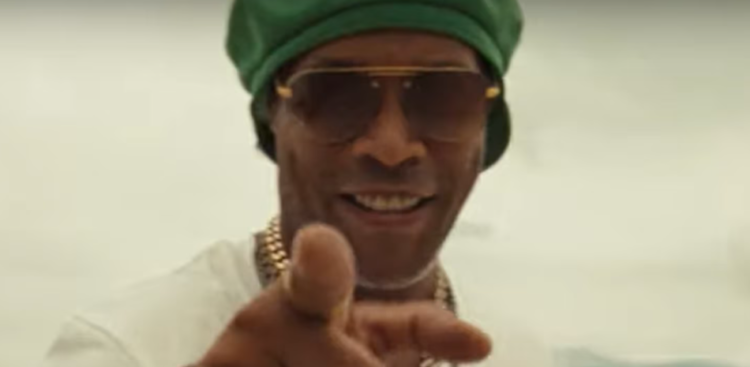 Ronaldinho releases his first album called ‘Camisa 10’, with Pitbull, Sean Paul and Juan Magán