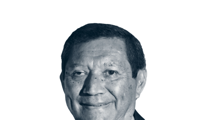 Politics to the teeth – Column by Luis Noé Ochoa