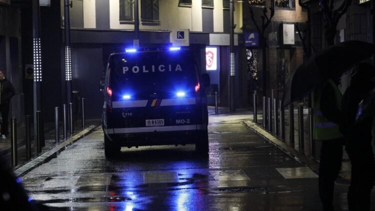 Assaulted the general councilor of Andorra Pere Marsenyach at the Festa del Poble d’Encamp