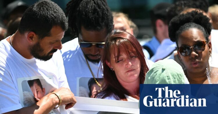 Thousands march for French schoolgirl murdered after police failed to question suspect | France