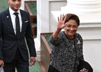 PM defends Padarath, claims bias by Parliamentary staff | News Extra