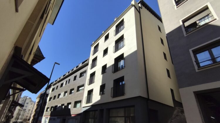 96 applicants for an affordable rental flat of 624 euros in Roureda de Sansa