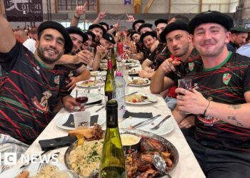France’s ‘patriotic’ banquets rile hard left