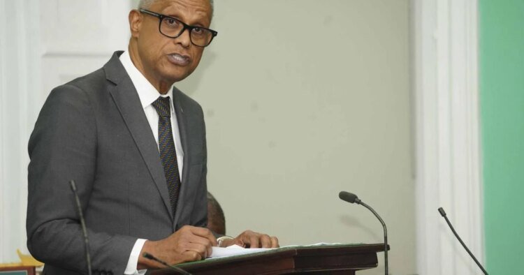 Darville says construction on new hospital to start soon | News