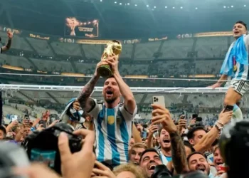 Messi returns, the World Cup of all excesses breathes