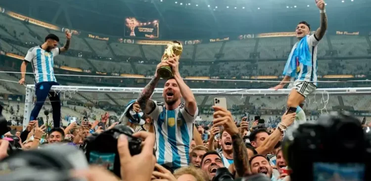Messi returns, the World Cup of all excesses breathes