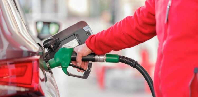 Government freezes fuel prices