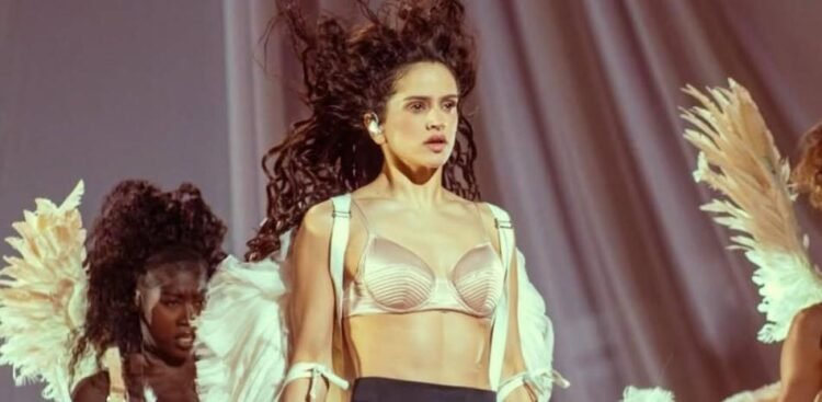 Rosalía maintains her concert in Boston after canceling her shows in Florida due to a family emergency