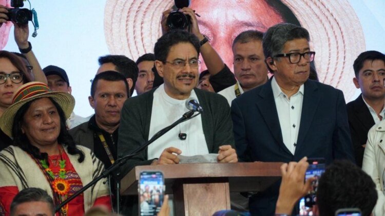 This would be Iván Cepeda’s new strategy to gather three million more votes for the second round against Abelardo de la Espriella