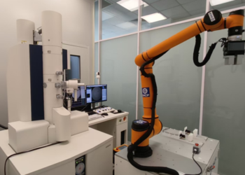 AI-driven microscope boosts materials science