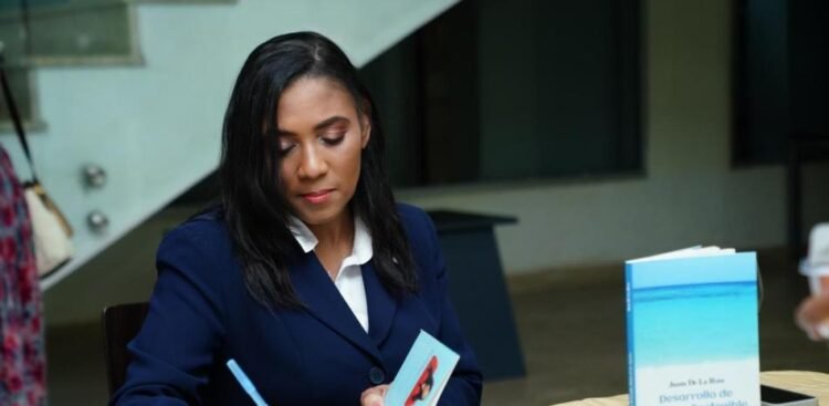 Juana de la Rosa Delgado: “everyone has a blank notebook that, with effort, they can fill”