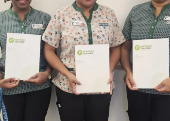 From Vanuatu to Wangaratta: three women begin new careers in aged care | News