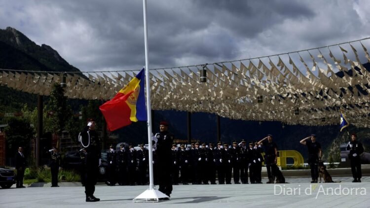 The police are celebrating 95 years with a day of tribute to service and commitment to Andorra
