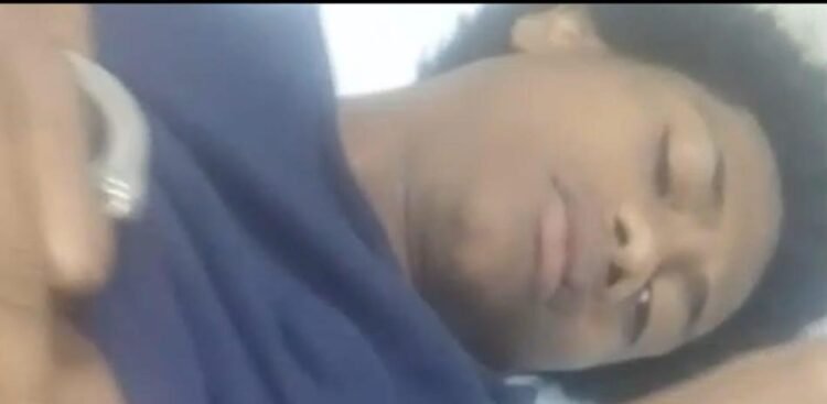 Young man beaten at the Neyba Police after shouting to be allowed to see his mother