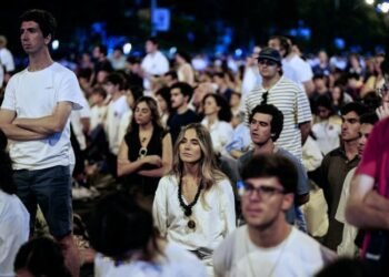 “Here is the youth of the pope”: Young Catholics at the vigil of Pope Leo in Madrid