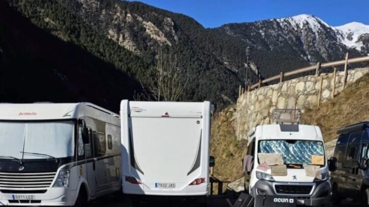 Motorhome owners, worried about the lack of spaces