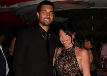 Influencers Laura Mellado and Victor Hallman announce the loss of their rainbow baby