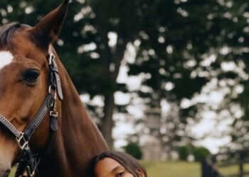 Arlenis Sosa denounces her wedding photograph was used without authorization