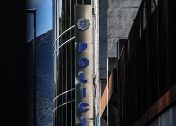 They are investigating a Spanish lawyer resident in Sispony for her alleged connection with a case of disloyal administration
