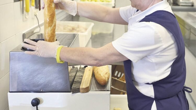 School canteens in Andorra face the challenge of reducing the 28 kilos of food wasted every day